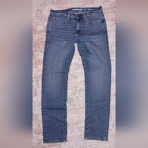 Amazon Essentials Mens  Medium Wash Jeans 32